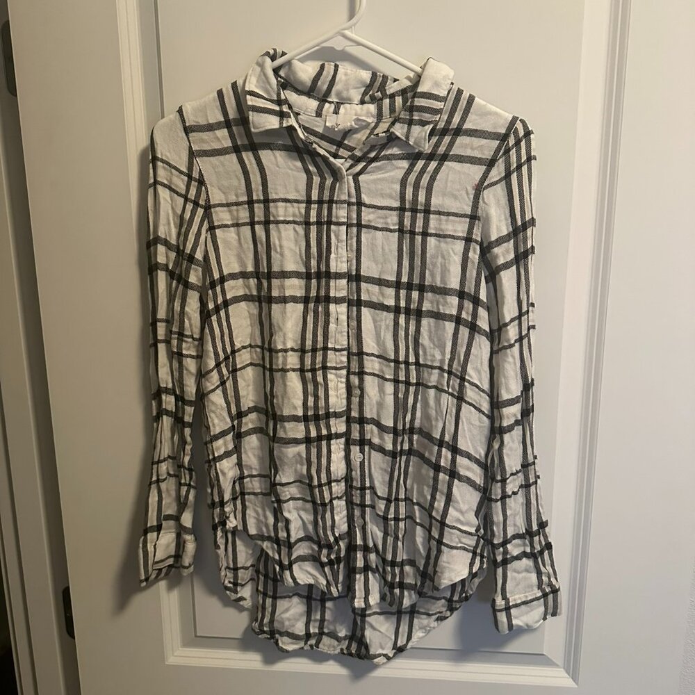 Korye White & Black Plaid Button Up Collared Top